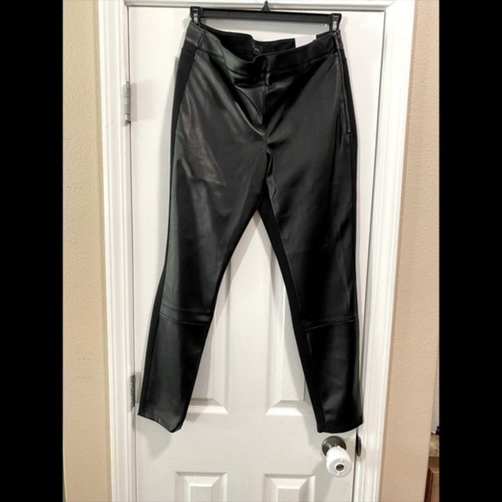 WHBM BLACK Faux leather front  leggings with Ponte back.